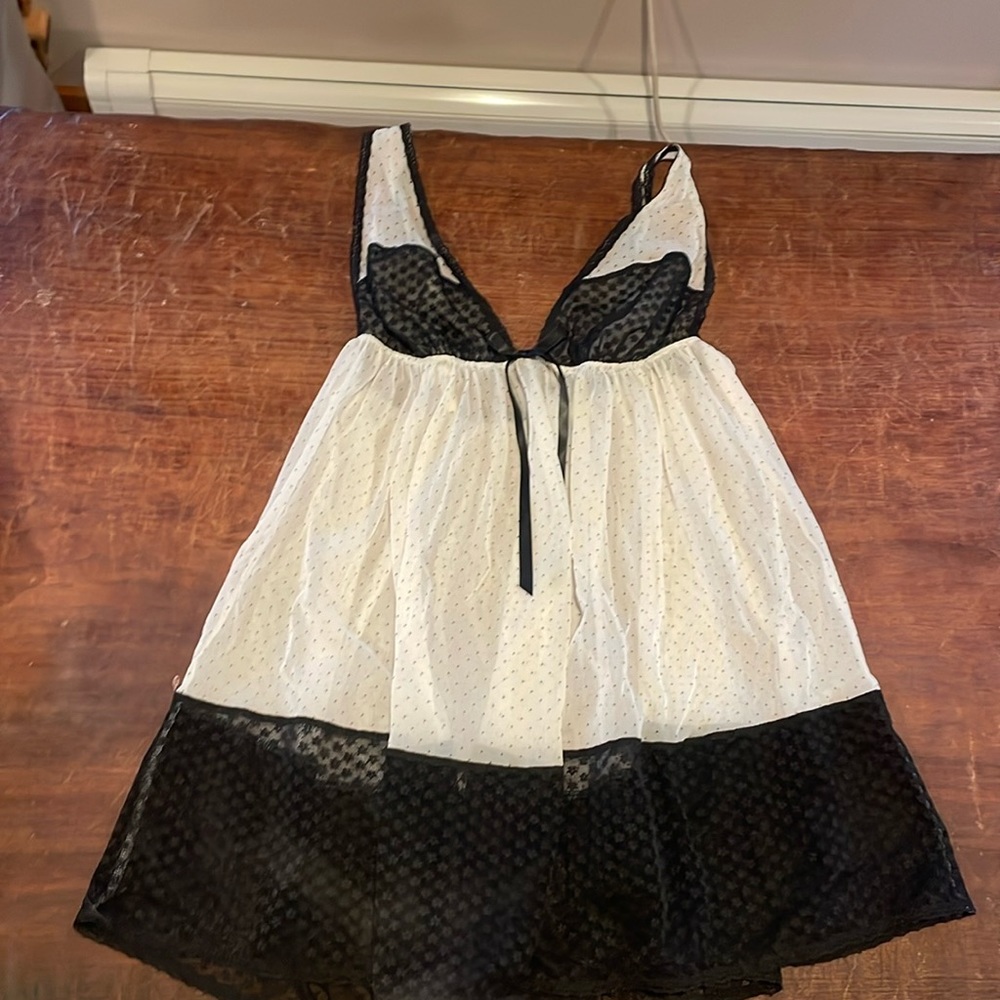 Sexy little things slip